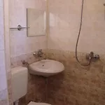 за гости