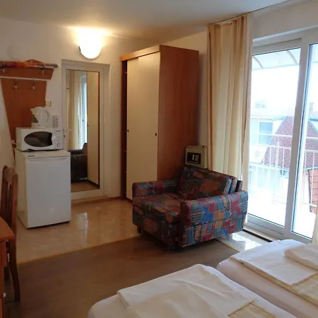 за гости герови 3*