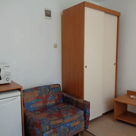 Гостевой дом за гости герови 3*