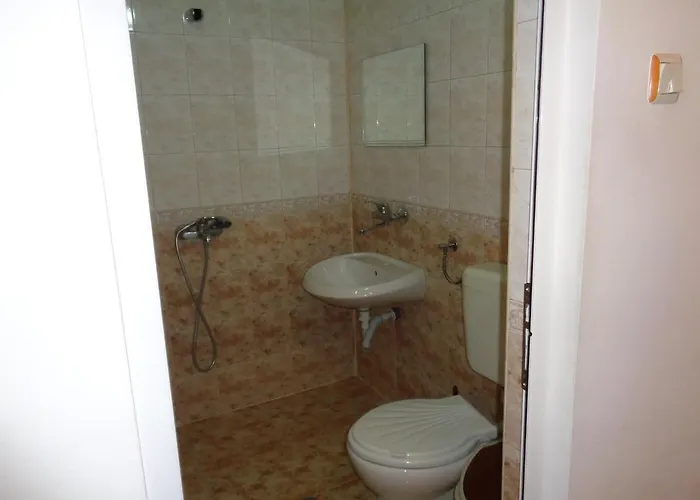 за гости герови Несебър